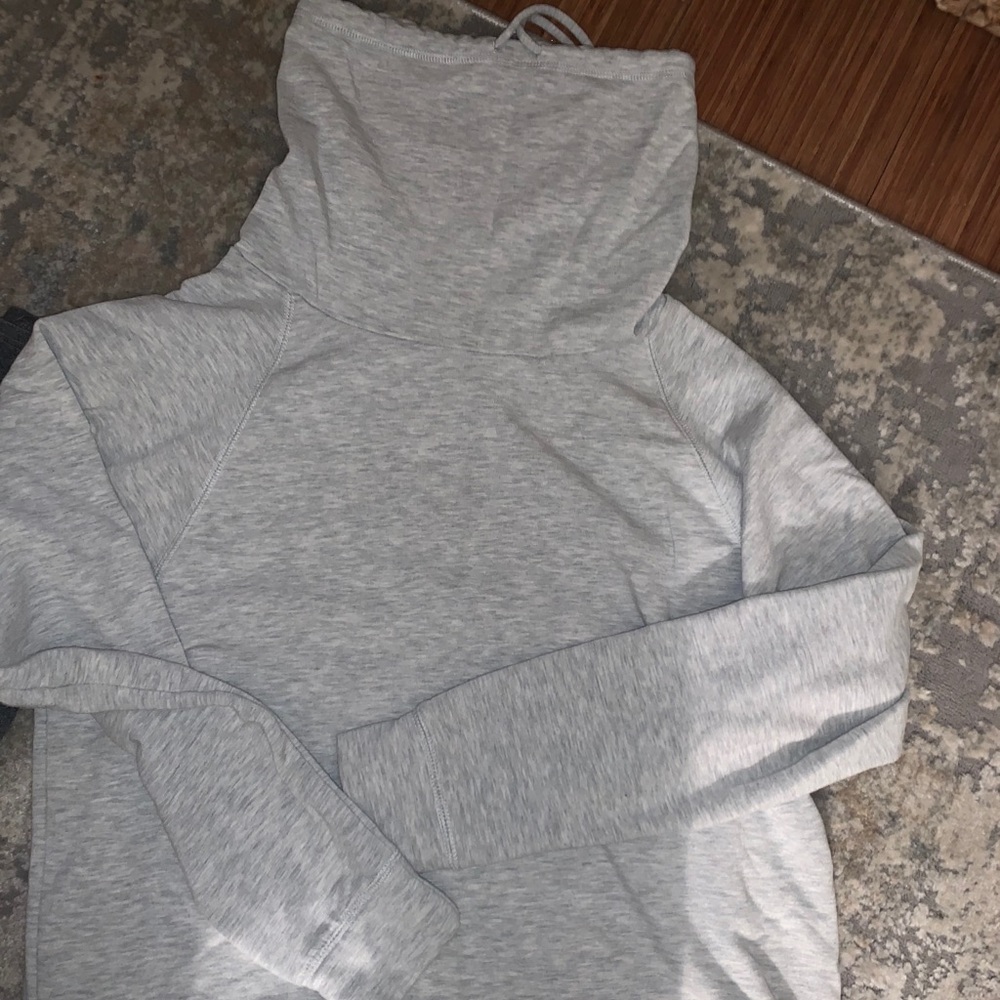 Lounge sweater